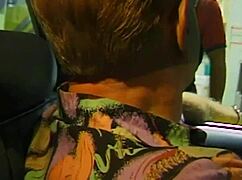 they're fucking in the car right in front of the driver! 🚗😱