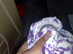 Bhabhi Exchanges Panty For Chut