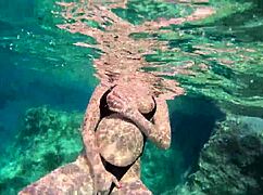 Under Water Sex With Hot Milf In Pool Adventure