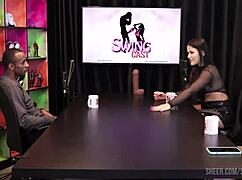 i love watchin delicia n alice in this swing cast with tifany, so hot