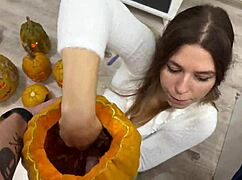 Pumpkin or pussy that is the question, what do you choose?