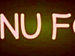 Manu fox flagrada se masturbando em casa em frente a praia - produção rubens badaró