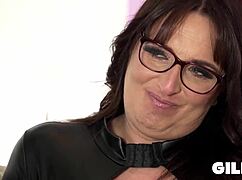 「兔子先生」淪為了痴女玲醬社長的玩物 - I Am Yours My Charming Boss 香月憐 Katsuki Ren