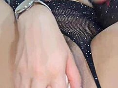 sexy solo show - delicious masturbation with incredible squirt!