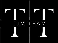 Christmas Present: Creampie for Glasses-Wearing Beauty