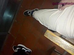 mi mejor amiga se traga toda mi pija en el balcon y un vecino casi nos descubre