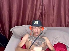 thiago kelton fucking a silicone ass in the room?