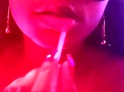 Sharing sensual vibes with fans