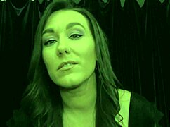 Sinn sage takes off her lingerie to show off her sensual body?