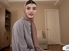 Hijab princess, how do you suck dick?