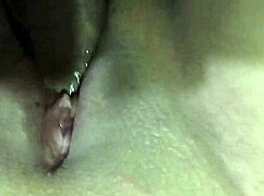 Me Pide Que Use Su Co�o Antes De Ba�arse Y Que Me Corra En Su Co�o