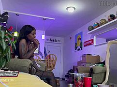 Jersey bop creams and squirts from deep fucking