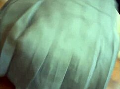 intersecto a mi hermanastra antes de irse al colegio para que me mame la verga, con cum on ass.