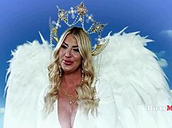 Curves Straight From Heaven