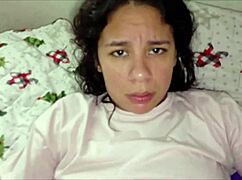 Venezuelan Latina MILF loves young Colombians! That's why she fucks her new tenant!