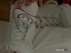 maxine x captures kittenish jasmine jade exploring with toys