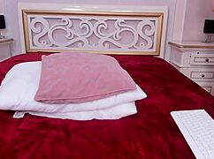 a mesmerizing dance unfolds with curvy blonde's sensual legs and small waist